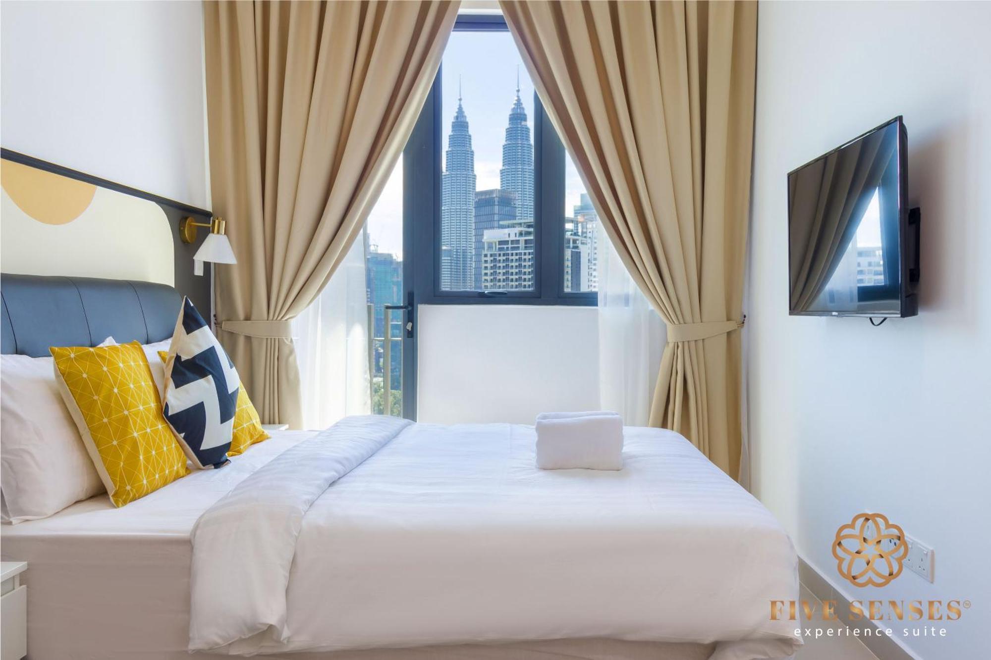 The Colony & Luxe, Klcc By Five Senses Apartment Kuala Lumpur Room photo