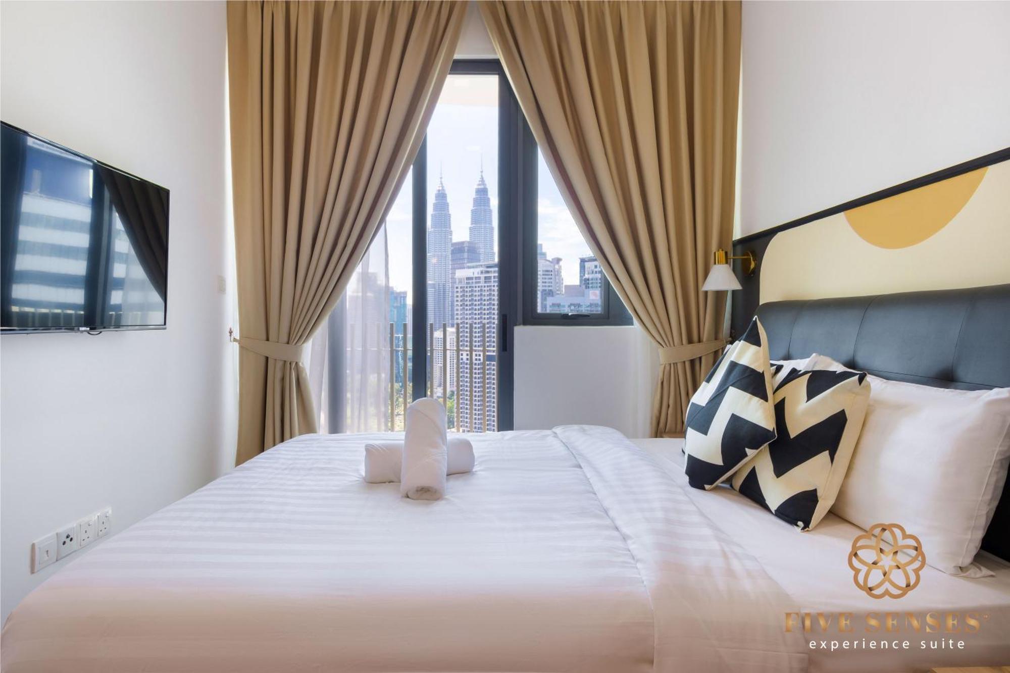 The Colony & Luxe, Klcc By Five Senses Apartment Kuala Lumpur Room photo